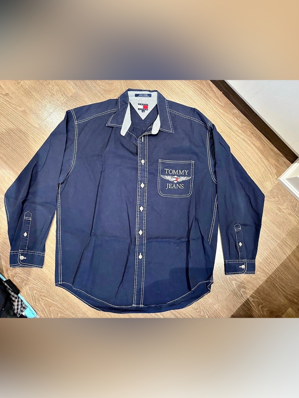 Y2K Tommy Hilfiger Tommy Jeans Winged Crest Long Sleeve Button-Down Shirt Large